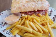 Hamburger – cheeseburger – panini – club sandwich – hot dog a Fossalta di Portogruaro